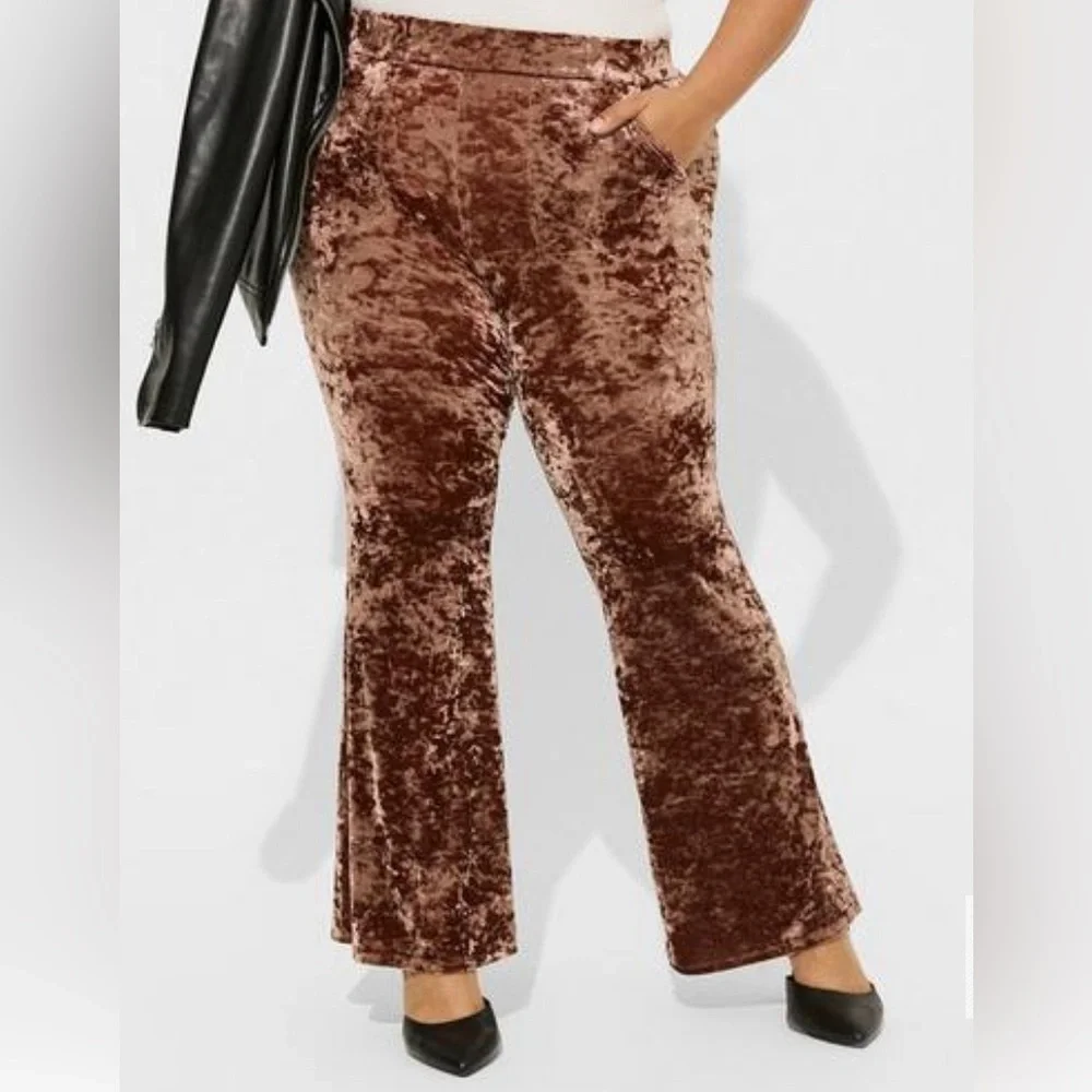 NWT Torrid crushed velvet flare leg pants, torrid size 5 - Picture 1 of 4